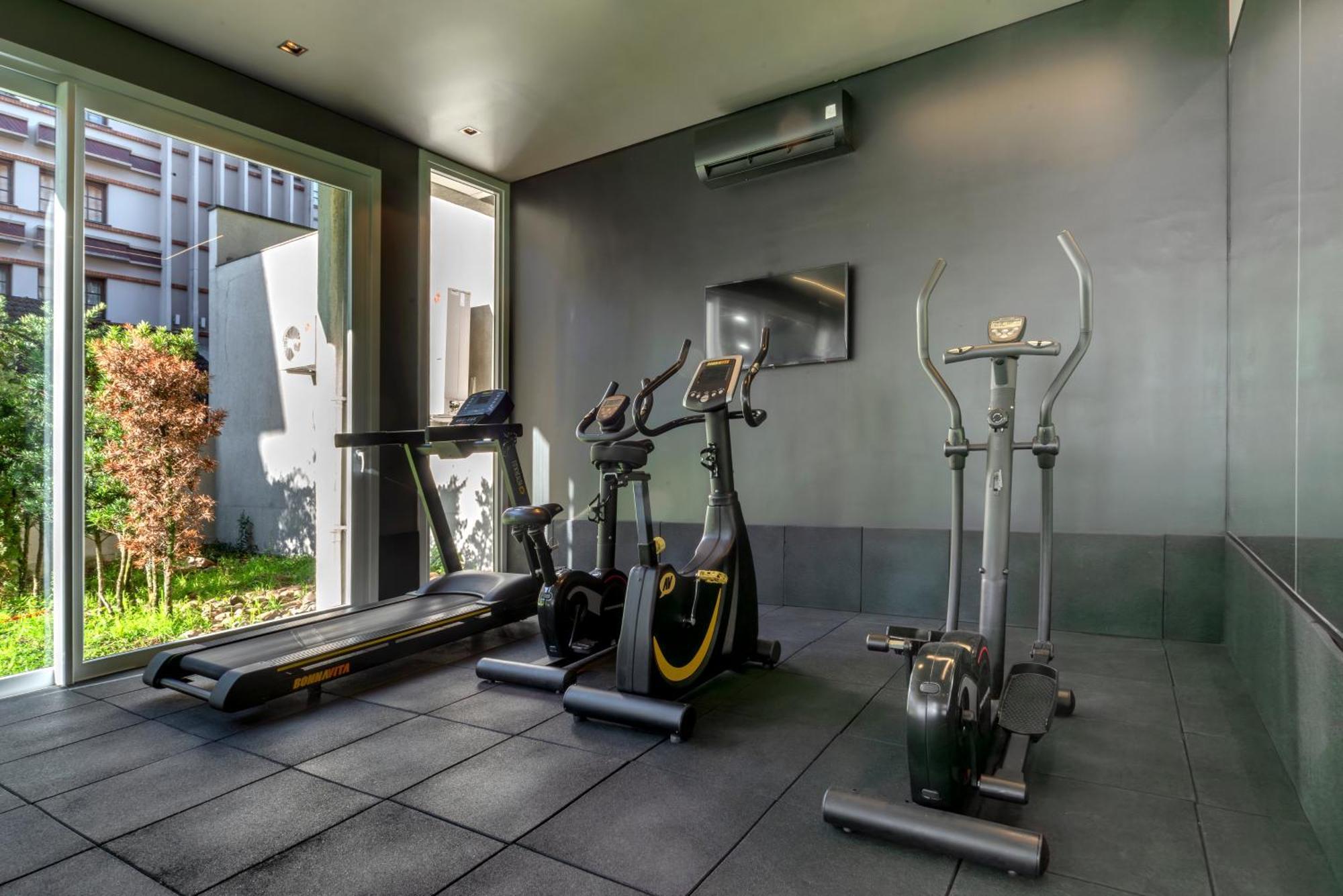 Hotel Laghetto Stilo Borges グラマド エクステリア 写真 A home gym