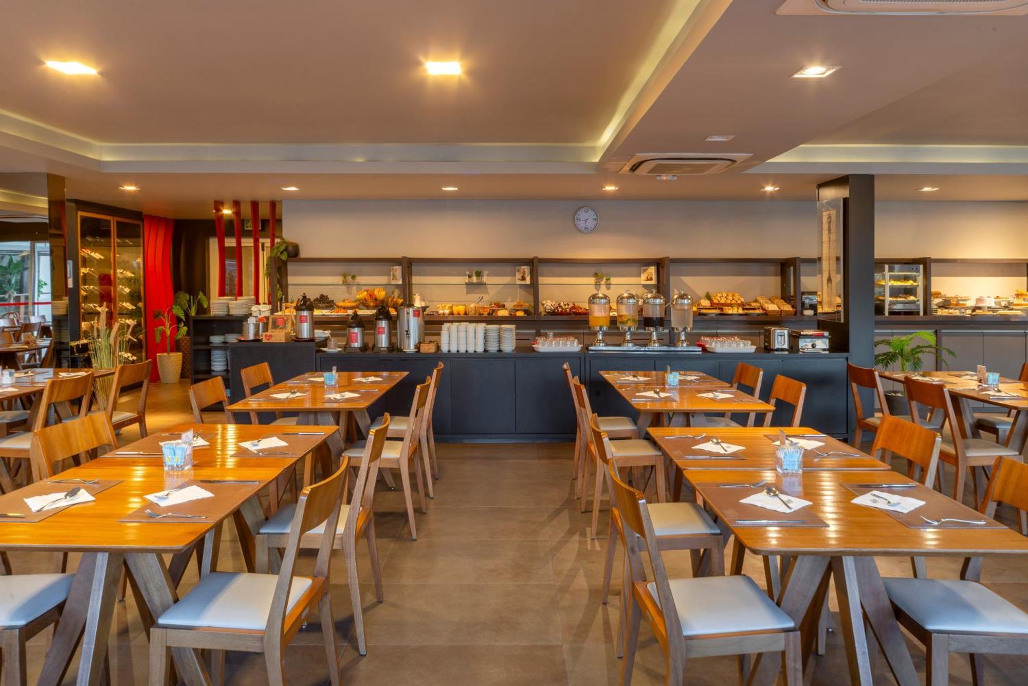 Hotel Laghetto Stilo Borges グラマド エクステリア 写真 The restaurant