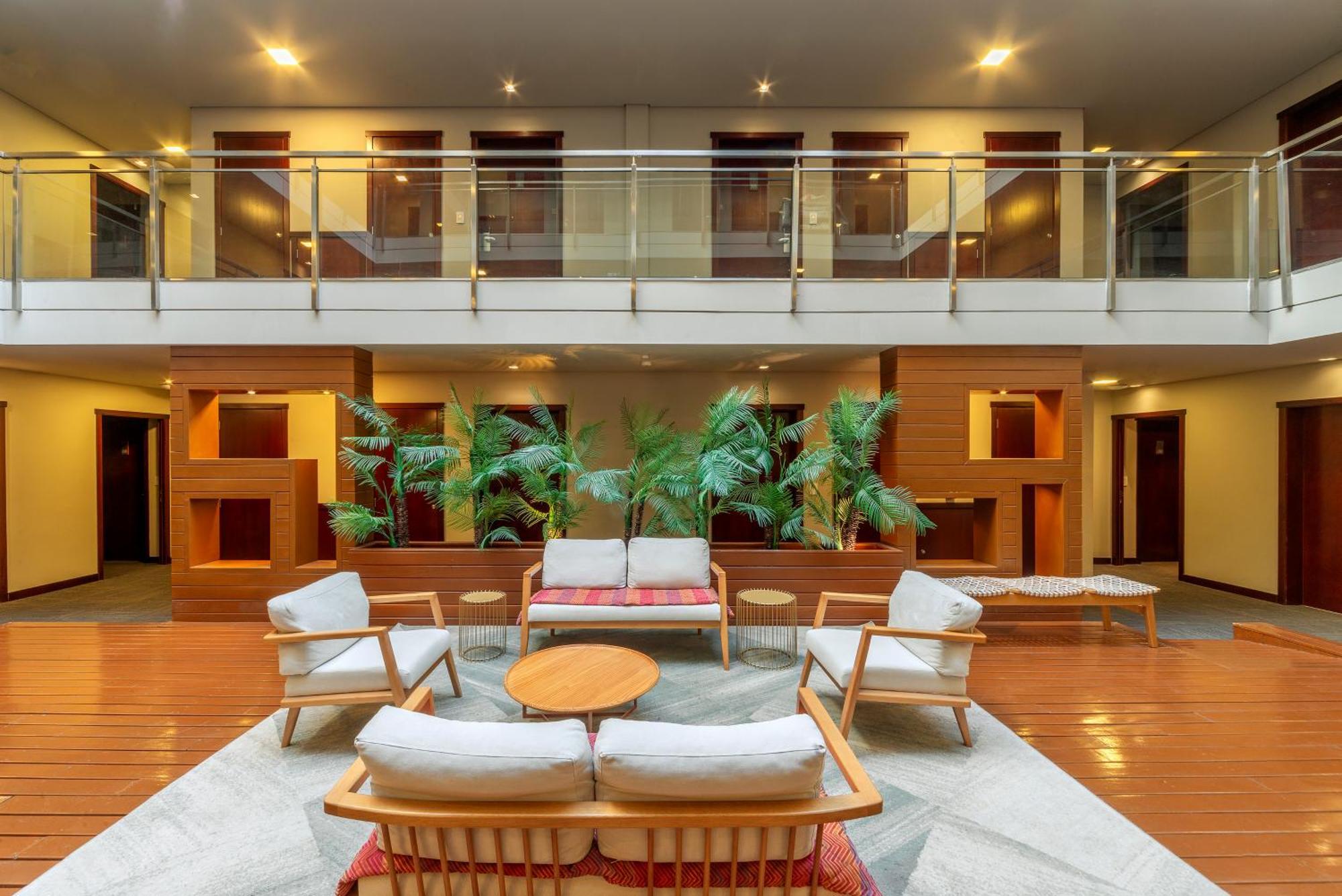 Hotel Laghetto Stilo Borges グラマド エクステリア 写真 The lobby of the hotel
